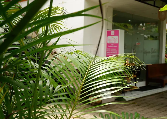 Swastika Hotel 3*